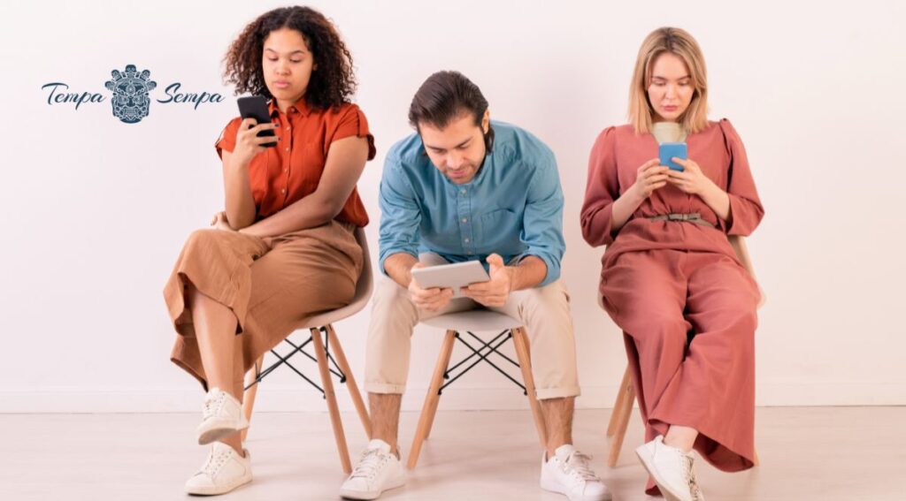 todo el mundo esta enganchado a los dispositivos electrónicos