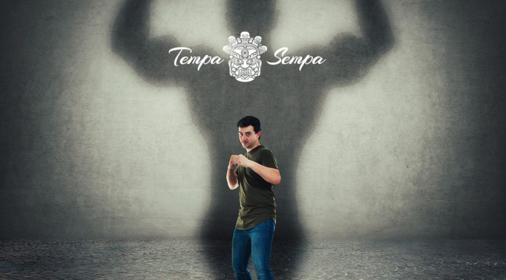 una sombra distorsionada por nuestra visión de nosotros mismos