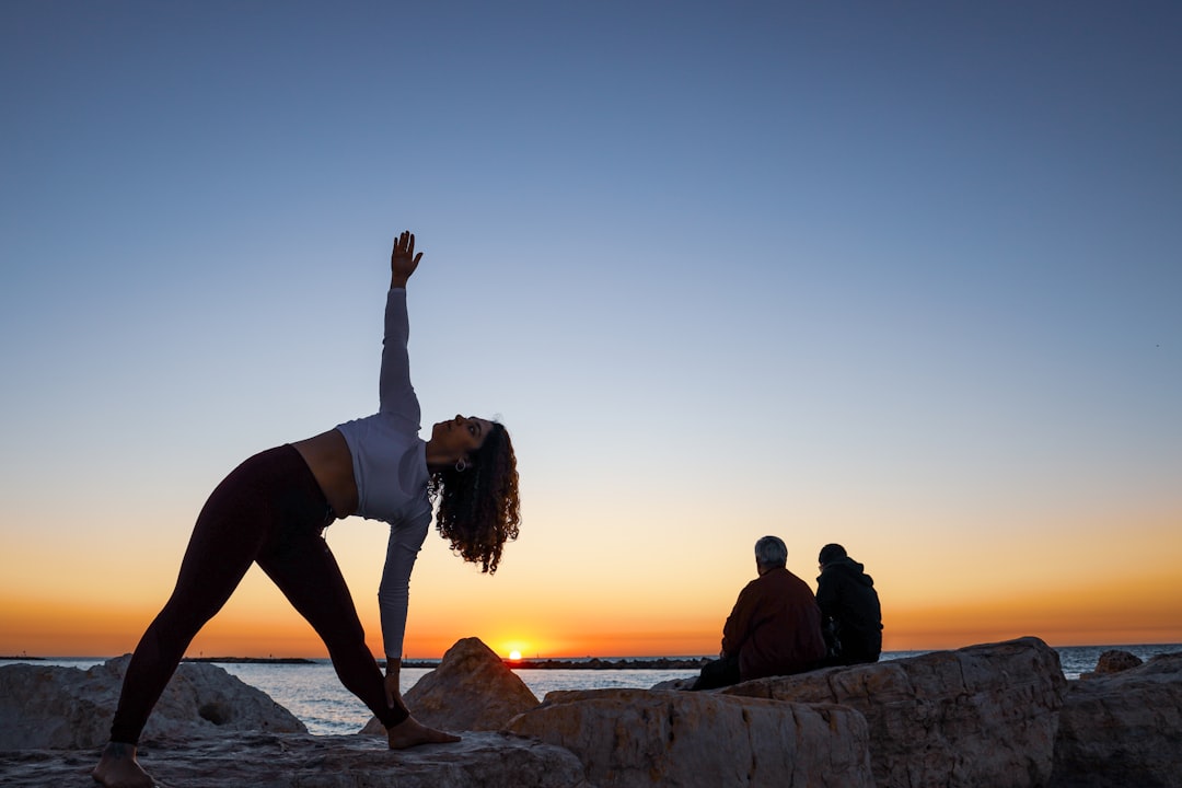 yoga en la naturaleza para fundirte en tu naturaleza más íntimas