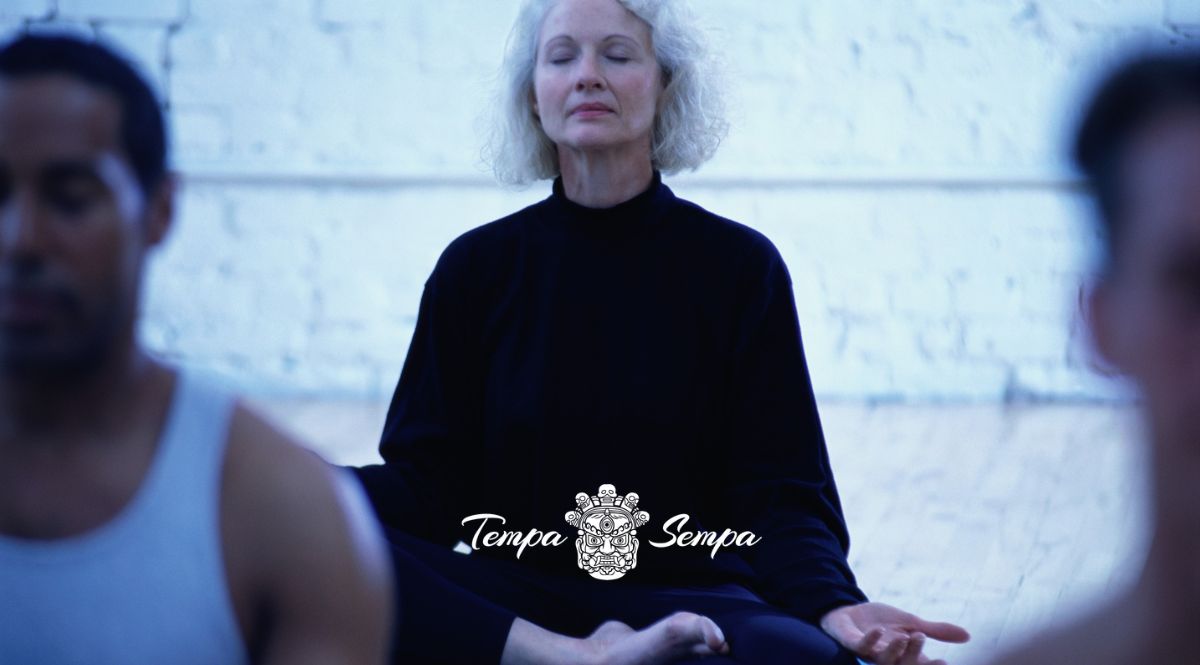 posturas de yoga para mejorar la concentración