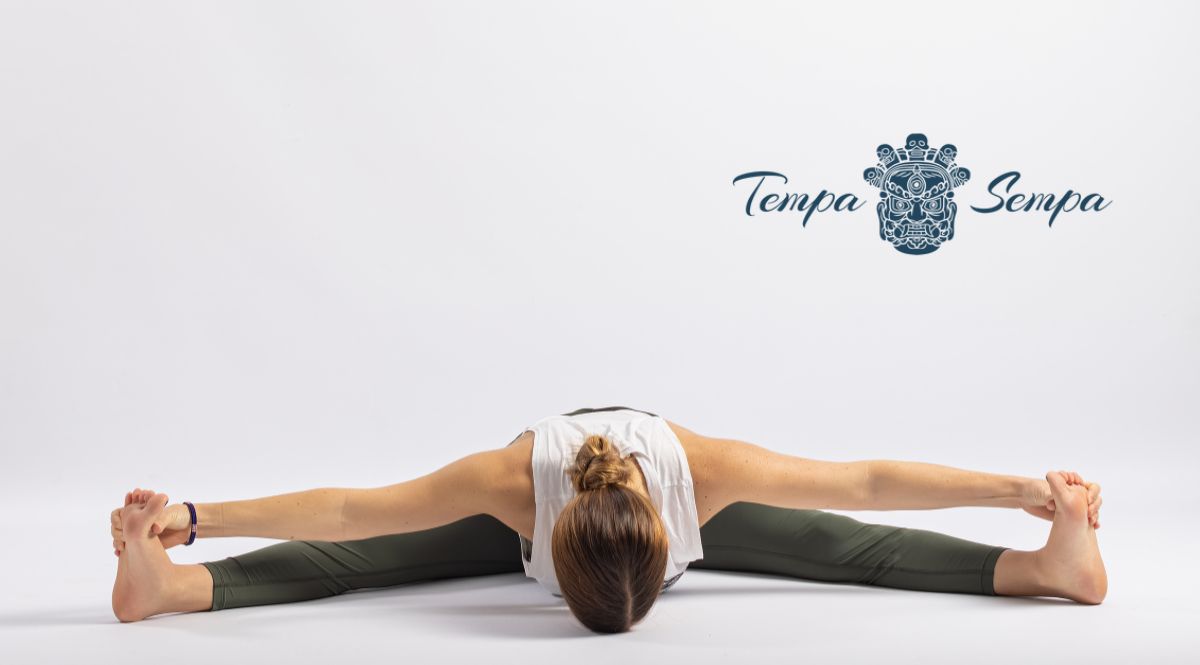 apertura frontal de piernas conocida como postura de yoga